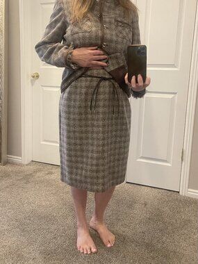 NEW Brown Tweed Women's Jacket and Skirt Suit - Size 12